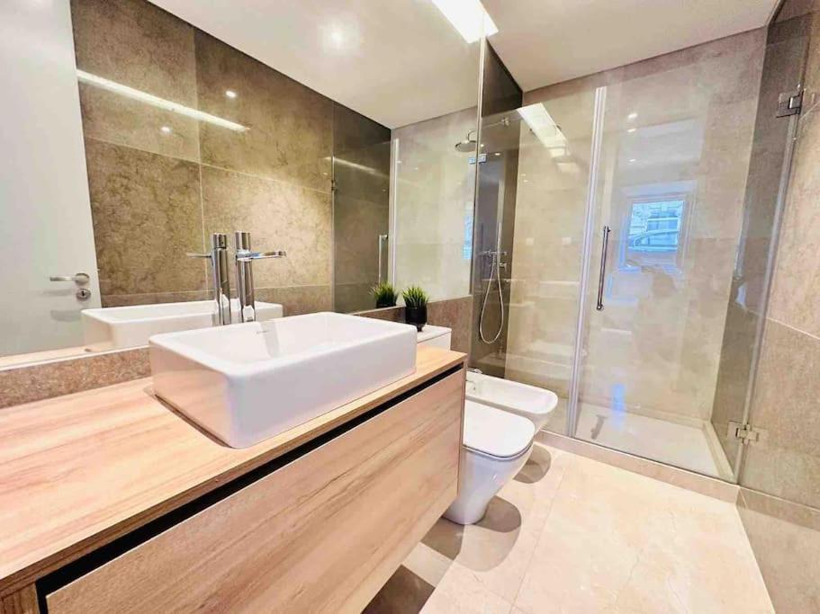 Lisbon Marques De Pombal Top Flat Great Locations City Center B Εξωτερικό φωτογραφία